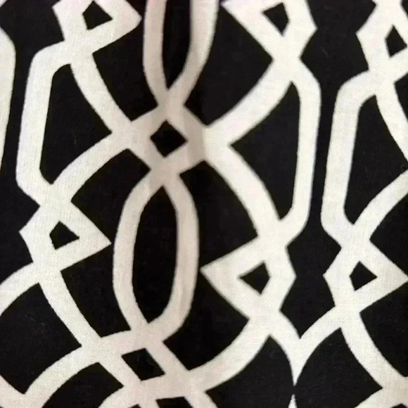 BNWT Black and White Aline, Cap Sleeve Cotton  Dress Size 2 yrs. - Picture 4 of 7